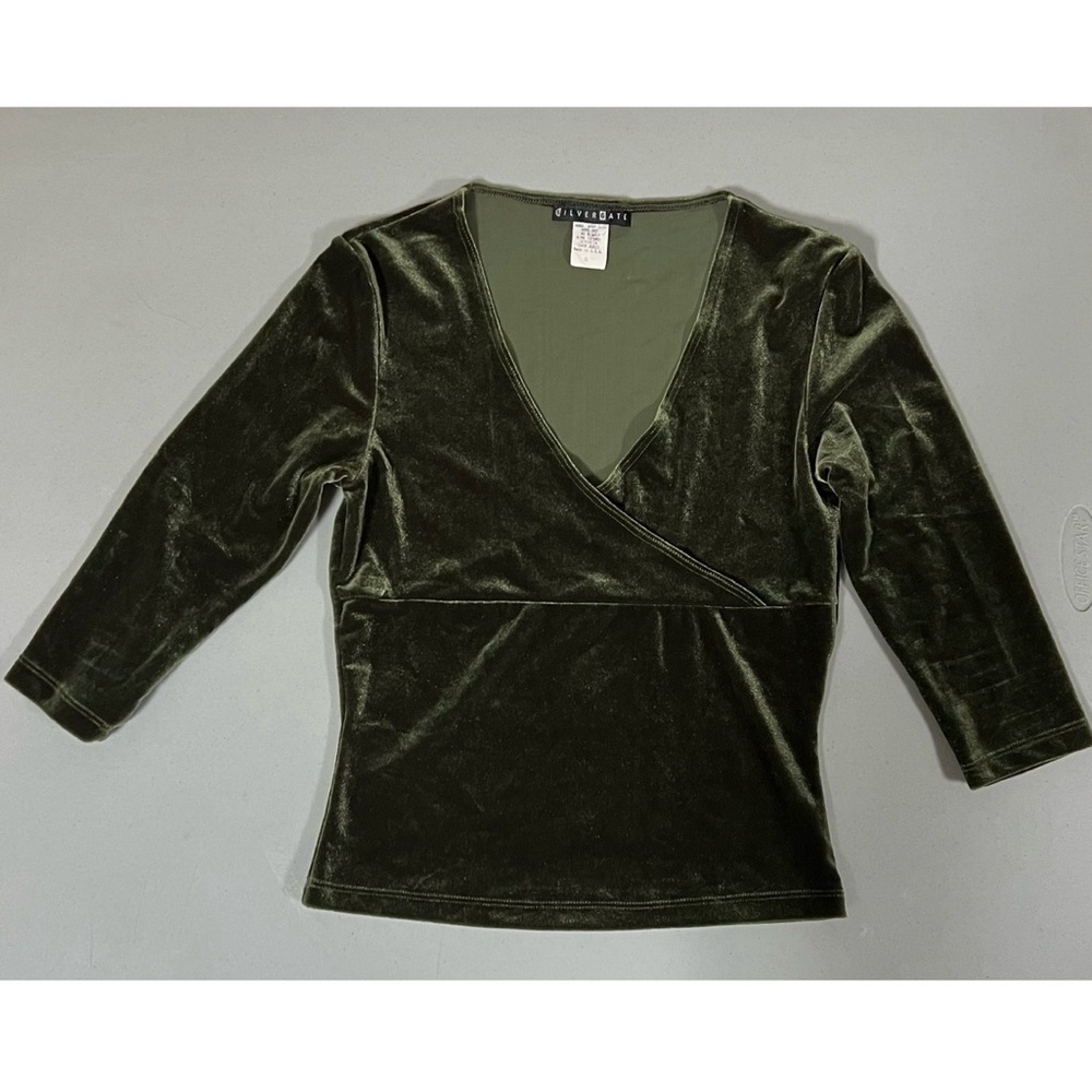 Silver Gate Olive Green Velvet V-Neck Quarter Sleeve Shirt Top Blouse Size S ✨